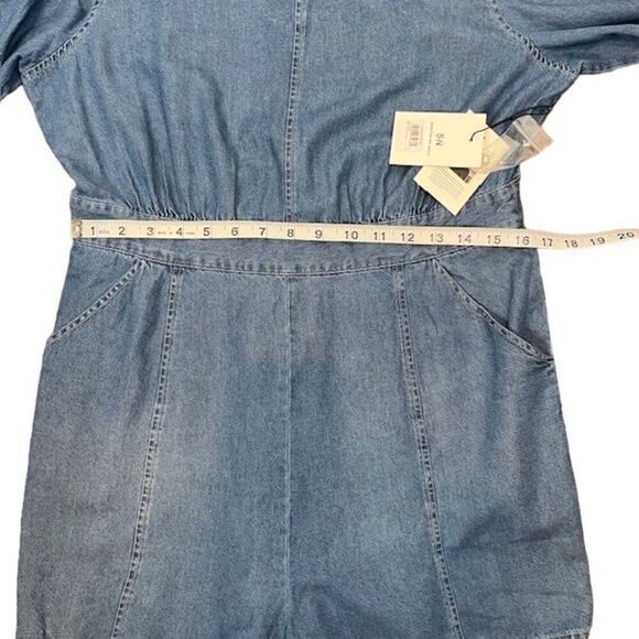 NWT Something Navy Chambray Short Romper Long Sleeve Pearl Buttons Size Large - Picture 5 of 11